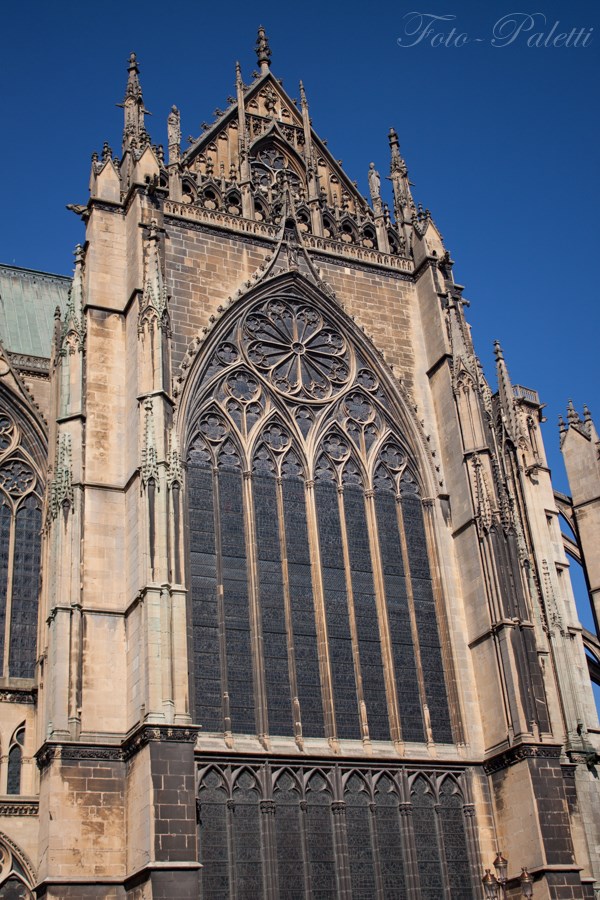 Reims_Kirchenfenster